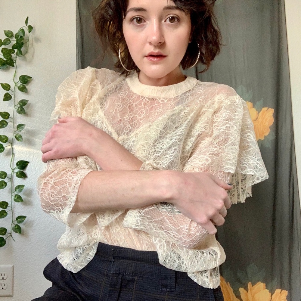 SALE Vintage 70s Victorian Ruffled Lace Blouse